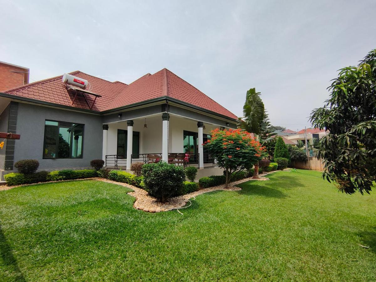 Villa Kikiriki Kigali Exterior photo
